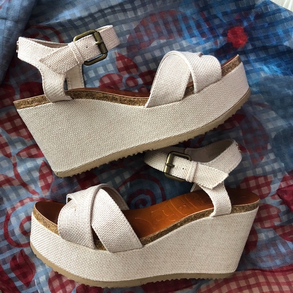 Mad Love Shoes - Buckled Platform Sandals by Mad Love